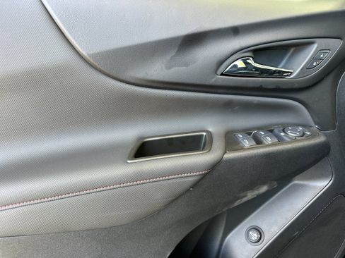 Used 2024 Chevrolet Equinox RS w/ RS Leather Package image 11