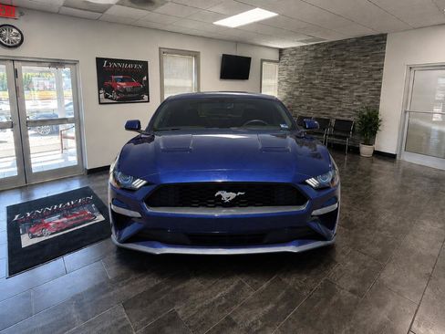 Used 2019 Ford Mustang Coupe RWD image 15