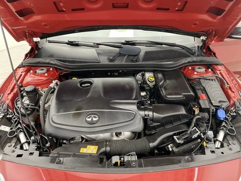 Used 2017 INFINITI QX30 Premium w/ Technology Package AWD/4WD image 28