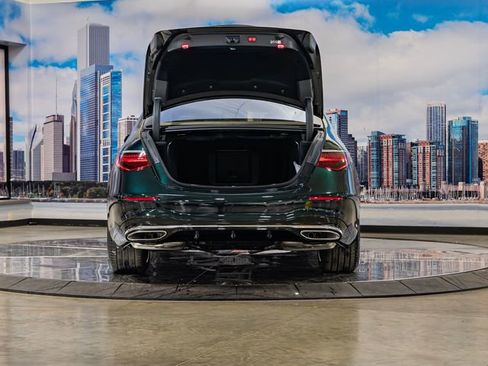 New 2026 Mercedes-Benz S 500 4MATIC image 12