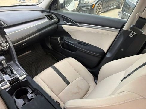 Used 2018 Honda Civic EX-T image 17