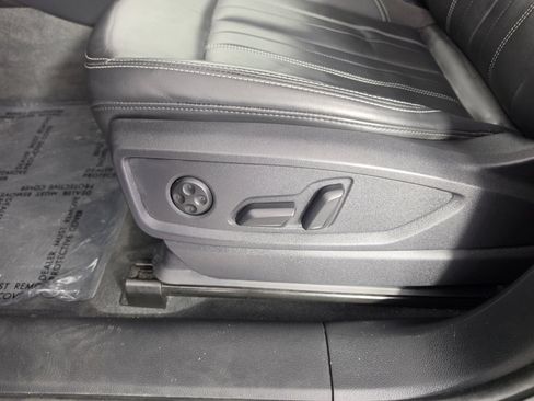 Used 2022 Audi Q5 2.0T Premium Plus AWD/4WD image 17