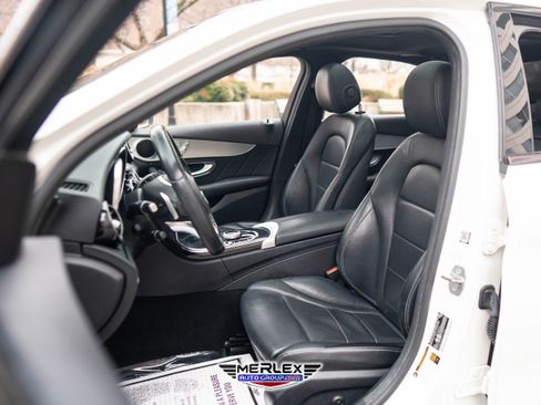 Used 2018 Mercedes-Benz C 300 Sedan w/ AMG Line image 16
