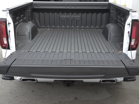 New 2026 GMC Sierra 1500 Denali AWD/4WD image 33