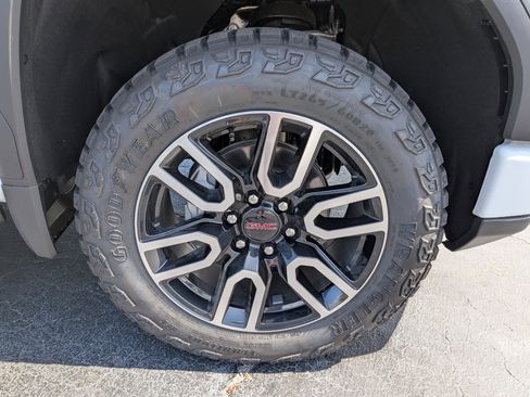 New 2026 GMC Sierra 1500 AT4 w/ AT4 Premium Package image 12