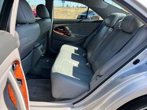 Used 2008 Toyota Camry XLE w/ Leather Pkg FWD image 12