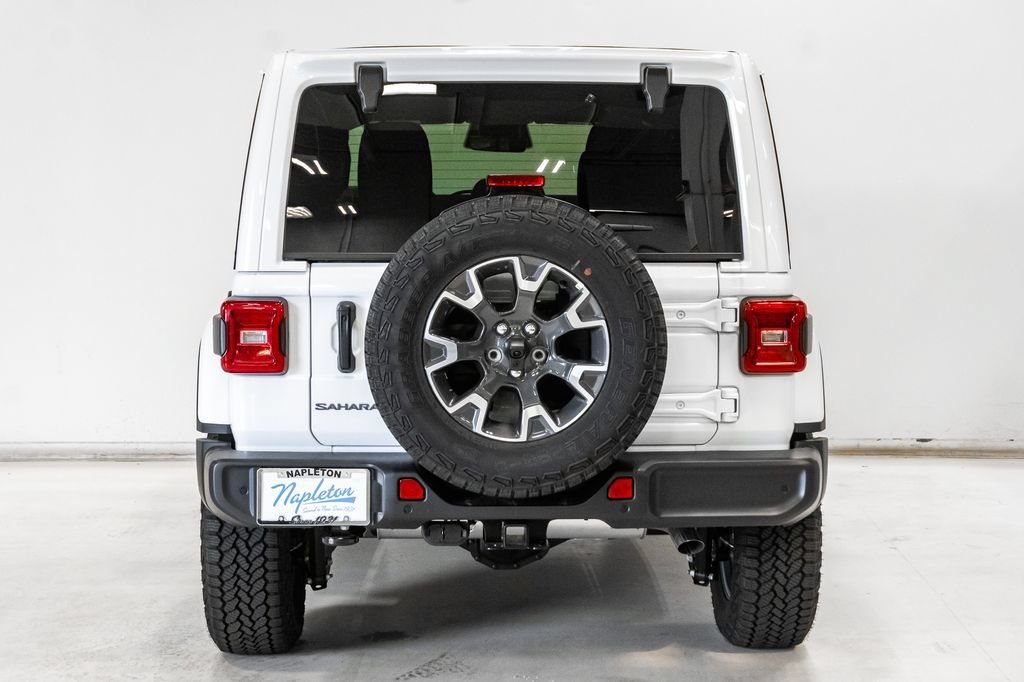 New 2027 Jeep Wrangler Unlimited Sahara AWD/4WD image 28