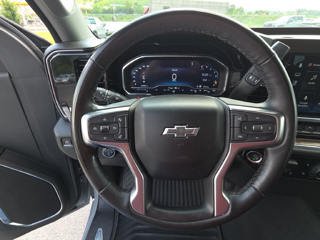 Used 2024 Chevrolet Silverado 1500 RST w/ Z71 Off-Road Package AWD/4WD image 18