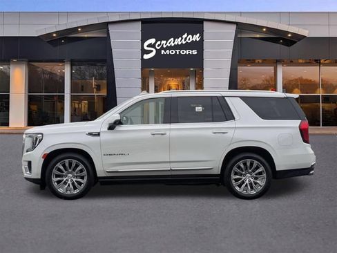 Used 2024 GMC Yukon Denali w/ Advanced Technology Package AWD/4WD image 2