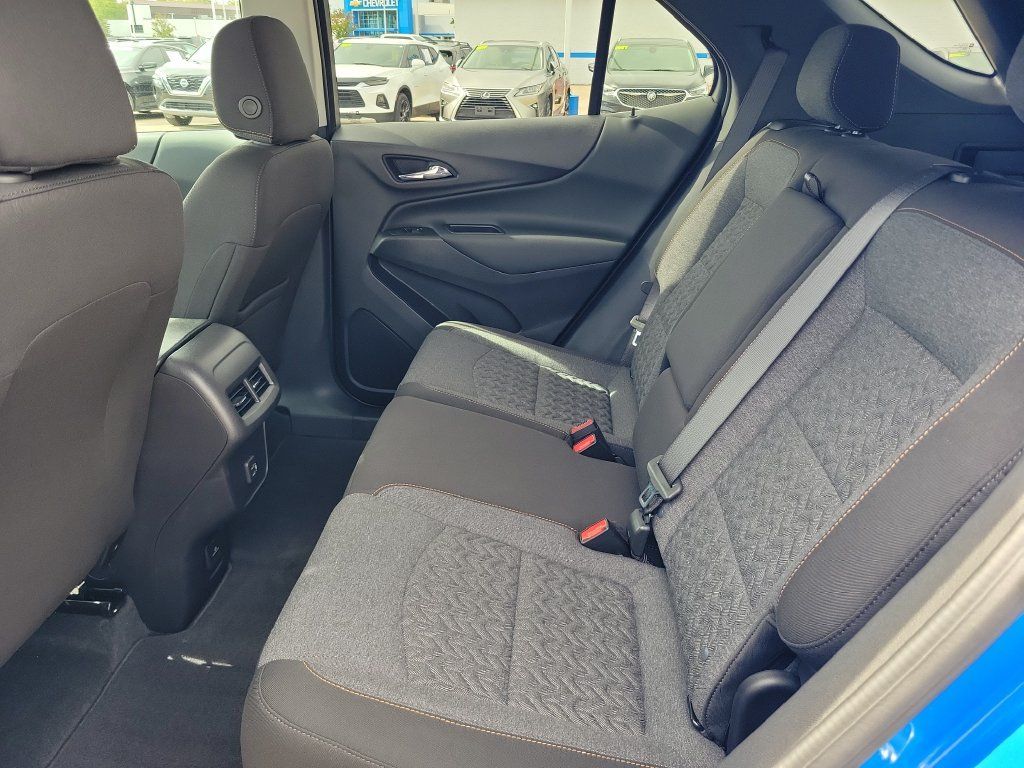 Used 2024 Chevrolet Equinox LT AWD/4WD image 28