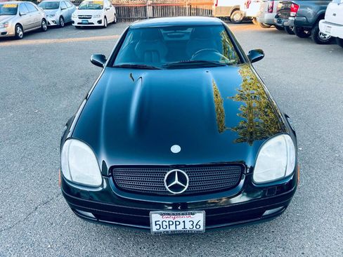 Used 1999 Mercedes-Benz SLK 230 image 2