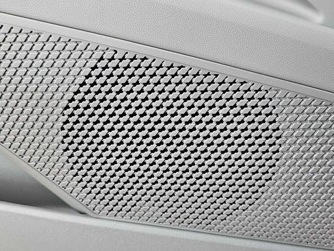 Certified 2023 Hyundai Elantra SEL w/ Convenience Package image 30