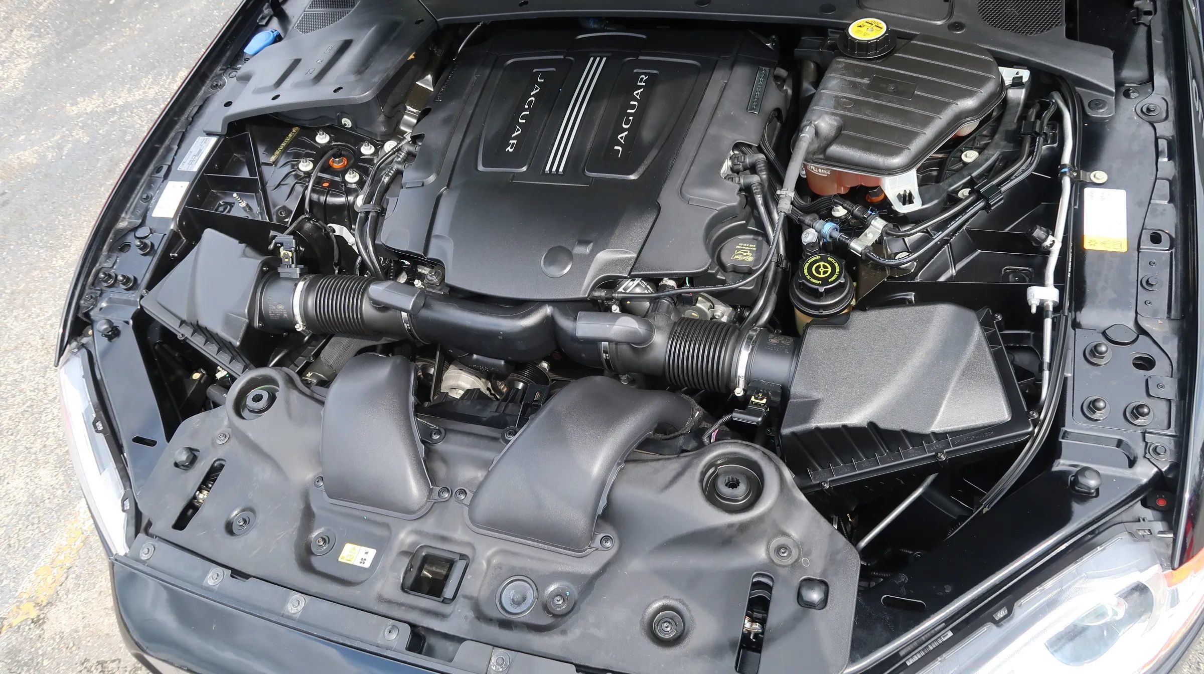 Used 2014 Jaguar XJ R LWB RWD image 44