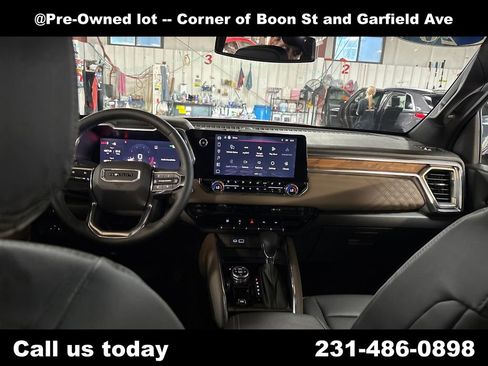 Used 2026 GMC Canyon Denali AWD/4WD image 18