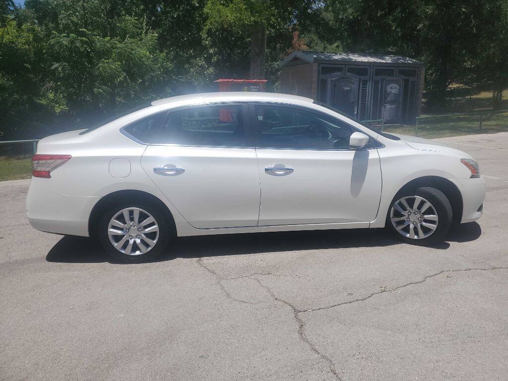 Used 2014 Nissan Sentra SV FWD image 7
