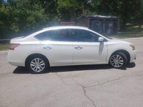 Used 2014 Nissan Sentra SV FWD image 7