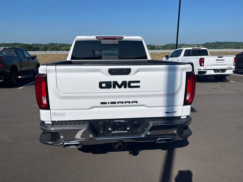 Used 2024 GMC Sierra 1500 SLT w/ SLT Premium Plus Package AWD/4WD image 4