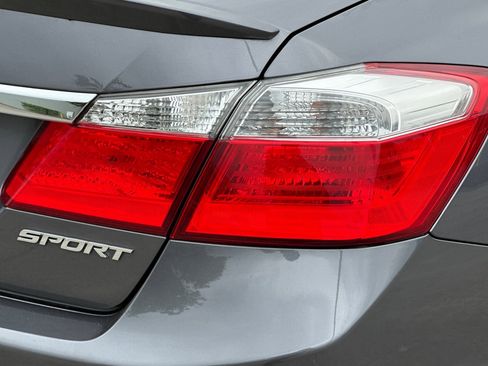 Used 2015 Honda Accord Sport image 30