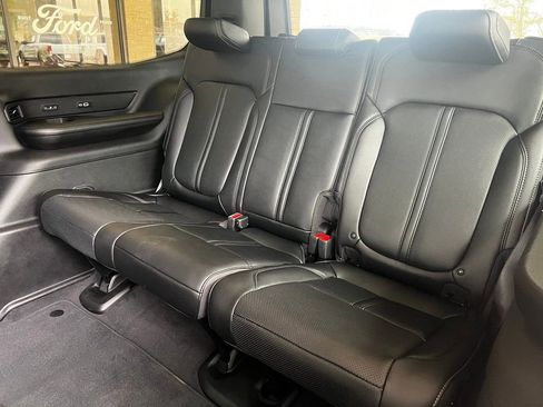 New 2024 Jeep Wagoneer Series II w/ Convenience Group I image 11