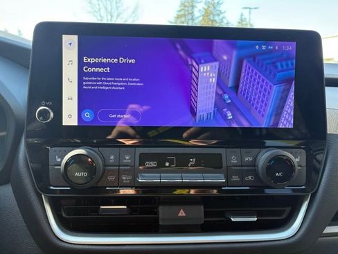 Used 2024 Toyota Grand Highlander XLE image 17