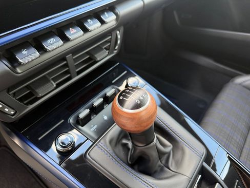 Certified 2026 Porsche 911 Carrera T RWD image 24
