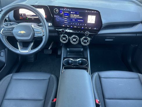 Used 2026 Chevrolet Blazer EV LT FWD image 16