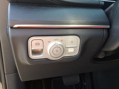 Certified 2026 Mercedes-Benz GLE 350 4MATIC image 17
