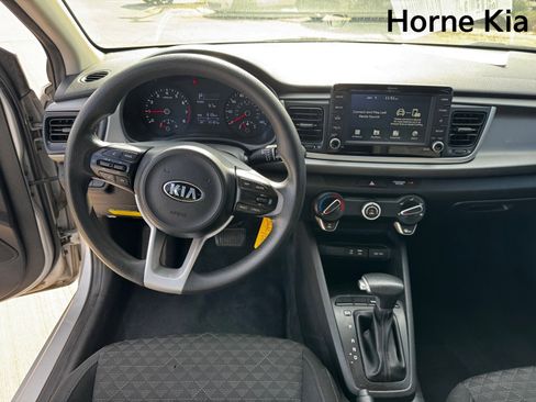 Used 2020 Kia Rio S image 15