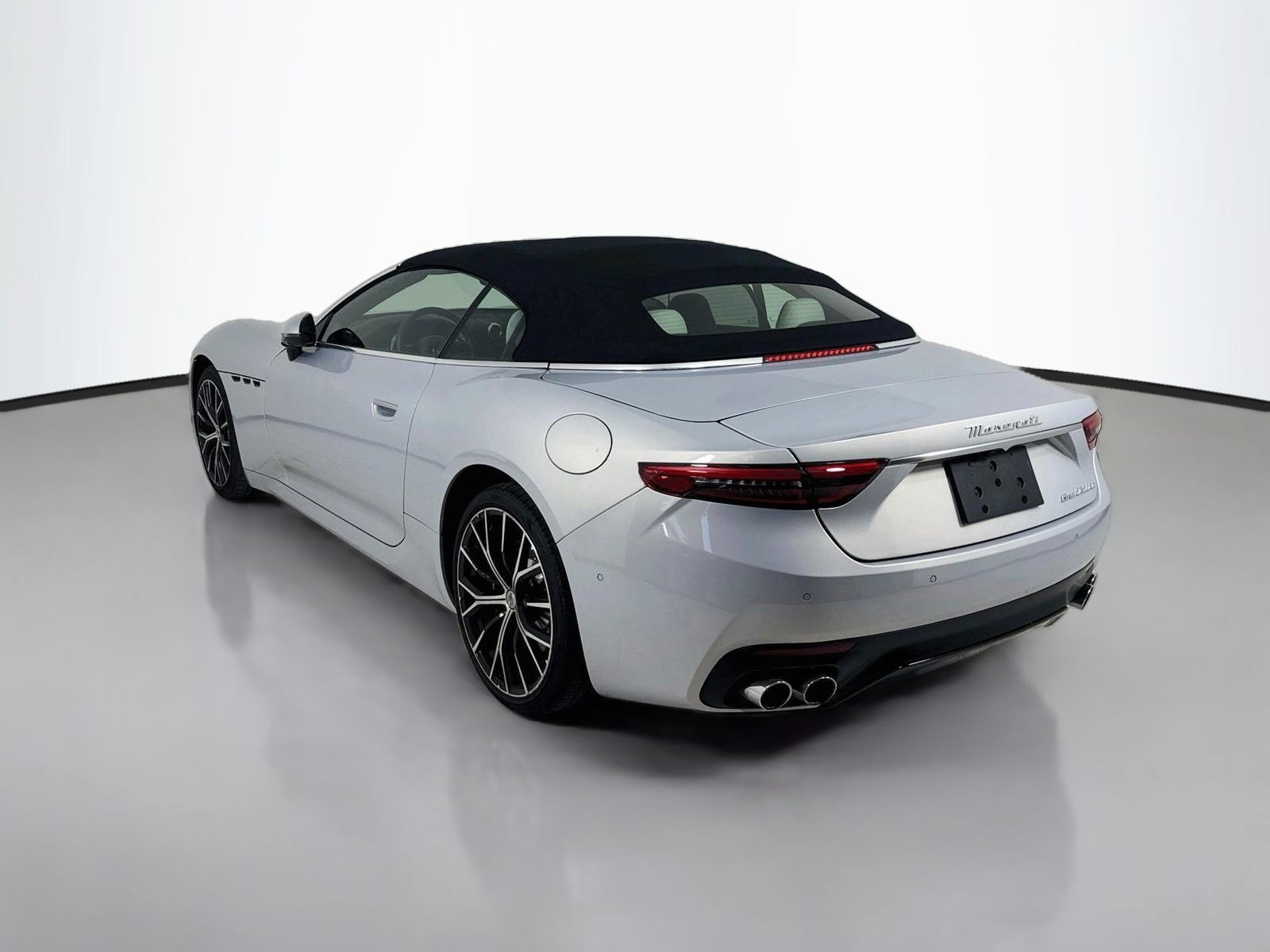 Used 2026 Maserati GranCabrio Modena AWD/4WD image 5