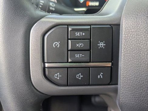 Used 2023 Ford F150 Lariat w/ FX4 Off-Road Package AWD/4WD image 28