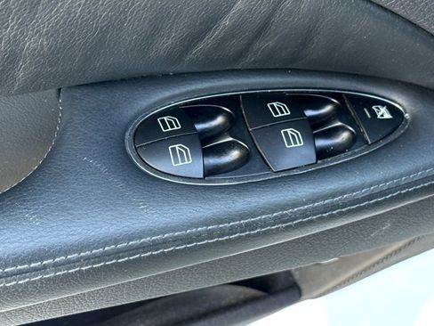 Used 2003 Mercedes-Benz E 500 Sedan image 14