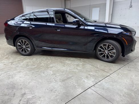 Used 2026 BMW X6 xDrive40i image 6