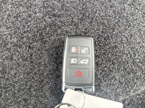 Used 2023 Land Rover Range Rover Autobiography AWD/4WD image 30