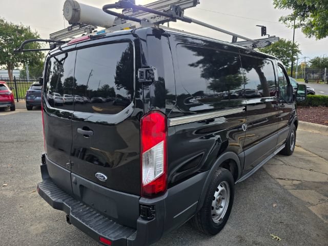 Used 2016 Ford Transit 150 130 Low Roof RWD image 4