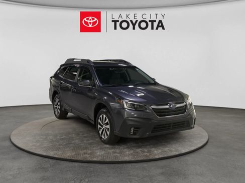 Used 2021 Subaru Outback Premium AWD/4WD image 13