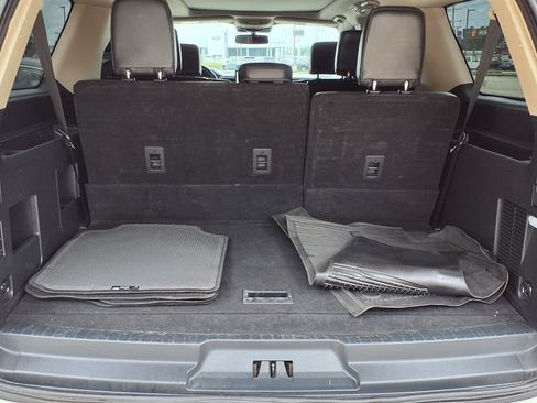 Used 2022 Ford Expedition Max XLT RWD image 7