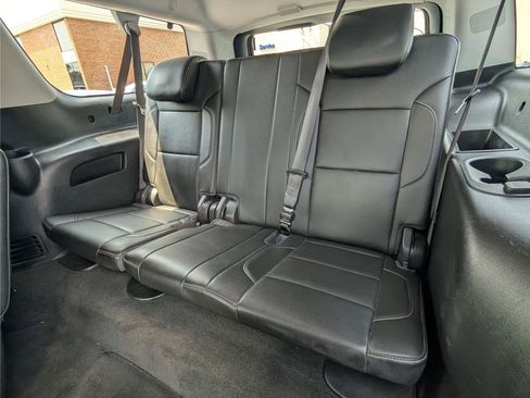 Used 2018 Chevrolet Suburban LT AWD/4WD image 16