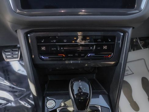 Certified 2024 Volkswagen Tiguan SE R-Line image 24