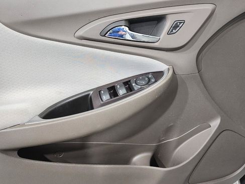 Used 2023 Chevrolet Malibu LS FWD image 9
