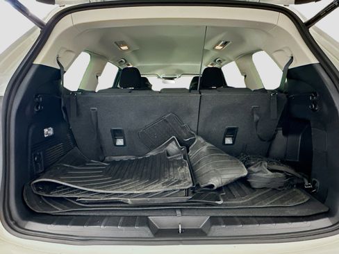 Used 2023 Subaru Ascent Premium w/ Convenience Package image 30