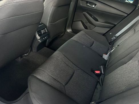 Used 2025 Honda Accord SE image 13