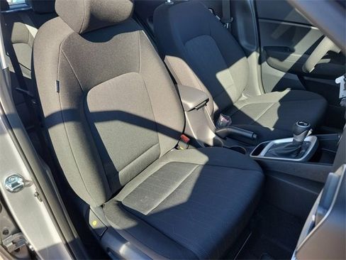 New 2026 Hyundai Venue SE image 17