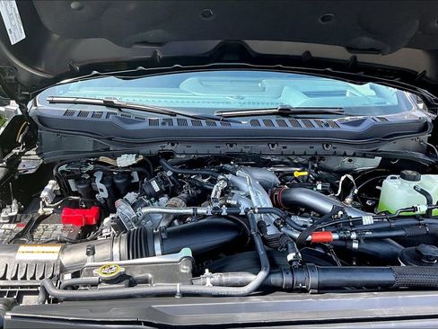 New 2026 Ford F250 Platinum AWD/4WD image 11