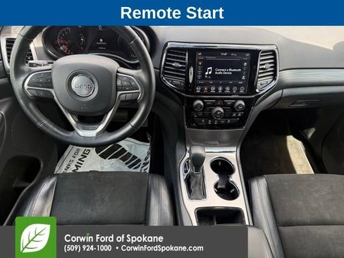 Used 2019 Jeep Grand Cherokee Altitude AWD/4WD image 3