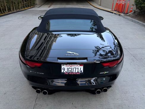 Used 2016 Jaguar F-TYPE R image 19