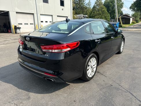 Used 2016 Kia Optima EX w/ Option Group 040 FWD image 3