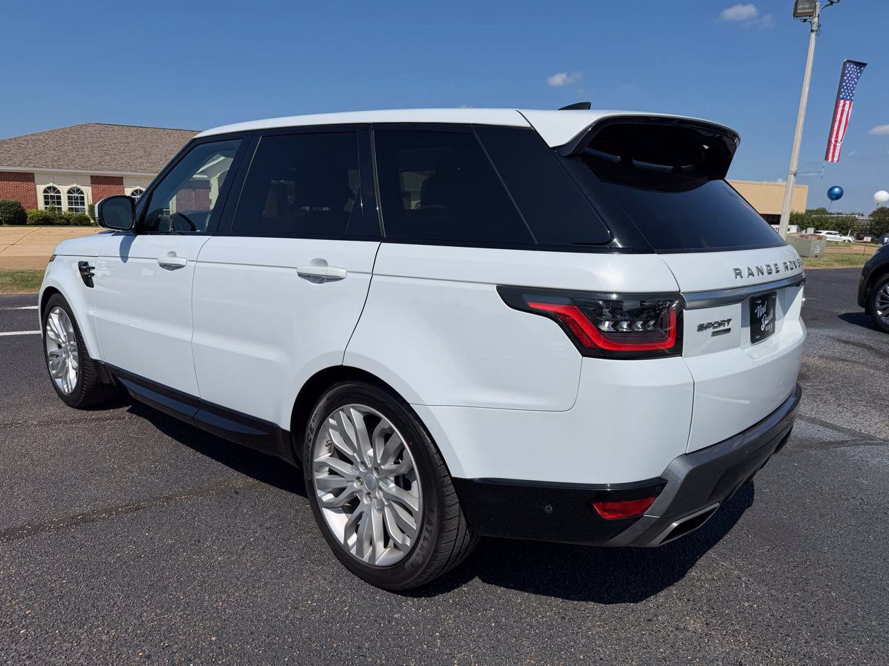 Used 2019 Land Rover Range Rover Sport HSE AWD/4WD image 6