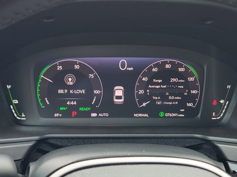 Used 2023 Honda Accord Touring image 18