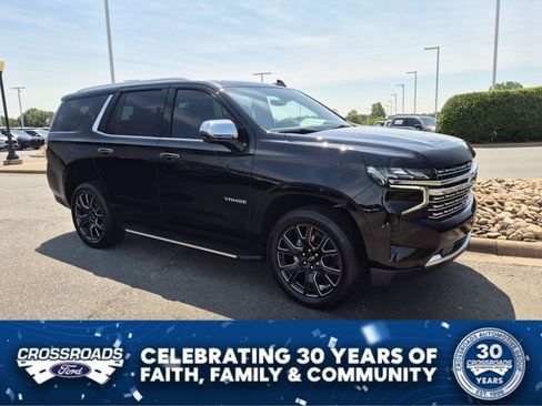 Used 2024 Chevrolet Tahoe Premier w/ Premium Package 2 AWD/4WD image 1