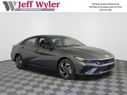 New 2025 Hyundai Elantra SEL w/ Cargo Package